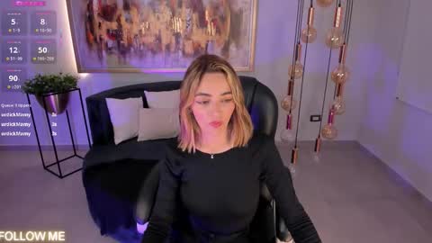 Snapshot of melissamoore_ chatting on November 2025 02:46:02 AM Call me Meli online show from November 2025 02:46:02 AM