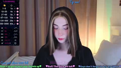 Melissa or abbreviated Mel or Lis online show from April 2026 05:38:01 AM