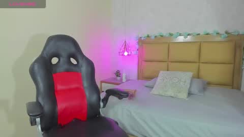    online show from February 2026 07:45:01 PM