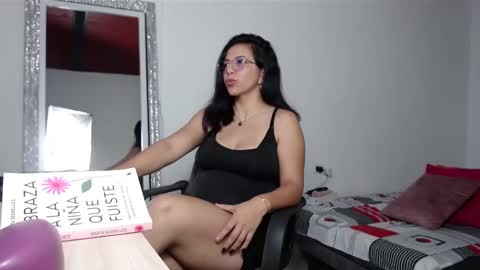 melissazaens online show from March 2025 10:17:02 PM