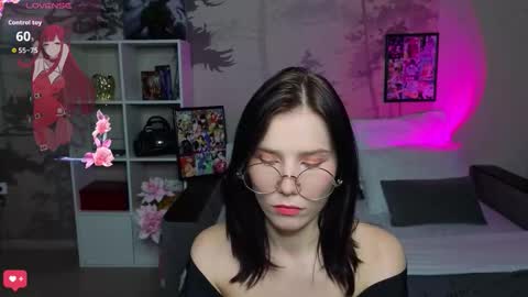 mellhyees online show from November 2025 06:29:01 PM