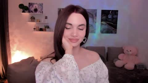 Snapshot of mellifluoustess chatting on May 2026 09:53:02 PM Tessa online show from May 2026 09:53:02 PM
