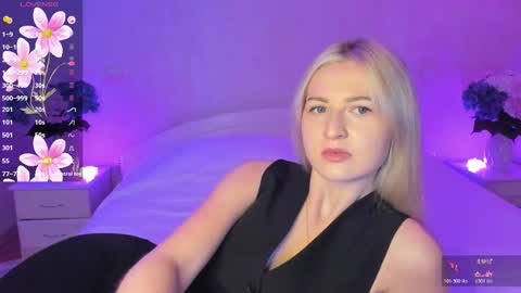 Mellina online show from October 2025 09:46:01 PM