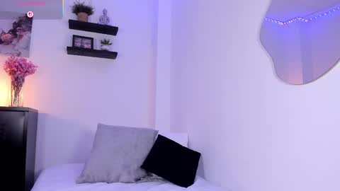 Snapshot of meloddysky chatting on February 2025 05:31:01 PM Meloddy online show from February 2025 05:31:01 PM