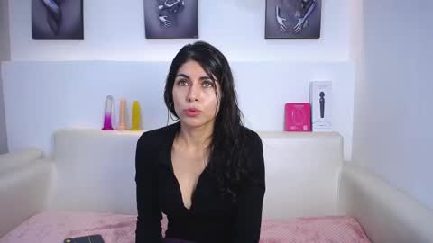 Melodi online show from October 2025 01:01:02 PM