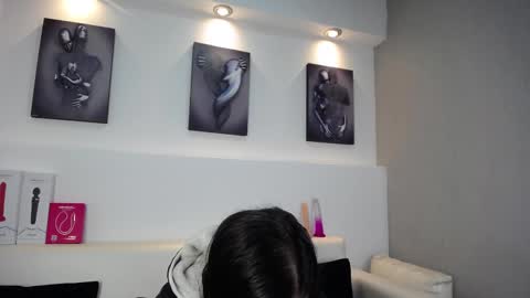 Melodi online show from February 2026 12:33:01 PM