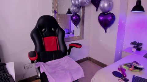 Snapshot of melody_dl chatting on January 2026 10:34:02 PM melody online show from January 2026 10:34:02 PM