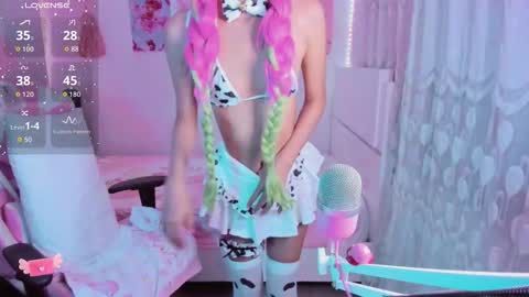 Elizabeth online show from November 2025 11:52:01 PM