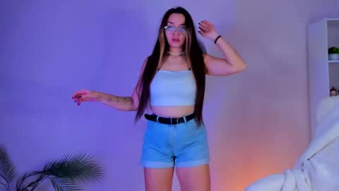 Snapshot of melody_sol chatting on November 2025 04:34:02 AM melody_sol online show from November 2025 04:34:02 AM