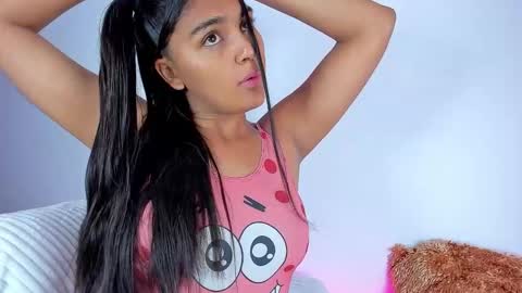 Melody online show from March 2026 10:03:01 PM