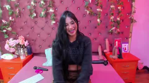 Melodysmithass online show from October 2025 02:45:01 AM