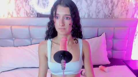Snapshot of melodyy_sweety chatting on October 2025 03:38:02 AM Melody online show from October 2025 03:38:02 AM