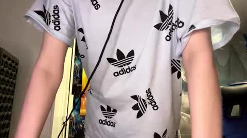 Hi Im Aria 18 years old online show from March 2026 12:22:02 PM