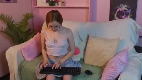 memymee_ online show from June 2026 02:53:01 AM