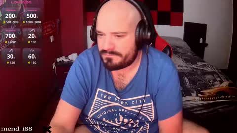 menditeta online show from December 2025 08:49:02 PM