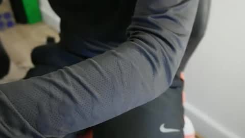 meneerkaas online show from January 2025 10:31:01 AM