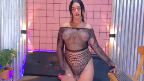 Princess Mensia online show from September 2025 01:25:02 PM