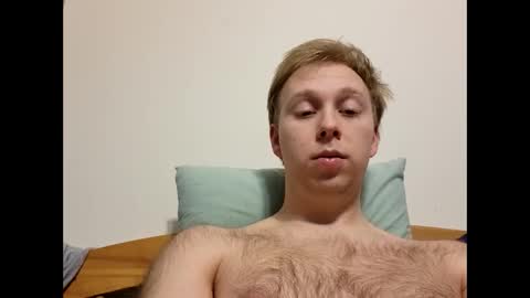 meow732 online show from December 2025 01:44:01 AM