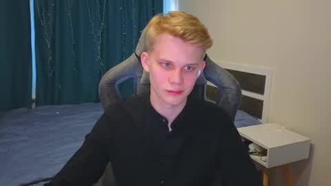 Mickey online show from September 2025 01:33:01 PM