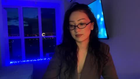 MeowAlika online show from April 2026 05:33:02 PM