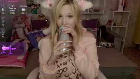 MeowkaKitty online show from February 2026 02:02:02 AM