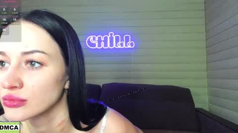  NIKKY  STIVE     Every day from 1000  to 200  EST time. online show from December 2024 03:40:01 AM