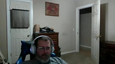 Snapshot of mercer1977 chatting on June 2026 12:07:01 PM mercer1977 online show from June 2026 12:07:01 PM