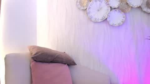   online show from July 2026 06:35:02 PM