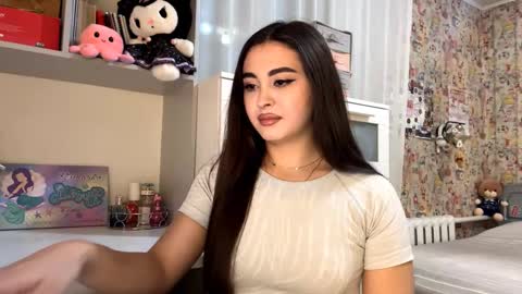 Enni online show from November 2025 05:08:01 PM