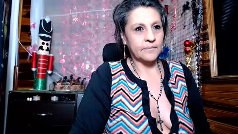 Snapshot of merlyna_goldens chatting on December 2024 03:15:01 AM My next birthday is December 11th. online show from December 2024 03:15:01 AM