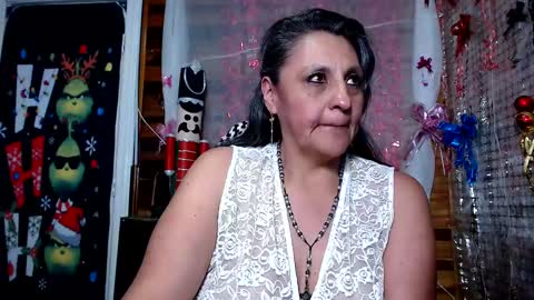 Snapshot of merlyna_goldens chatting on December 2024 03:57:01 PM My next birthday is December 11th. online show from December 2024 03:57:01 PM