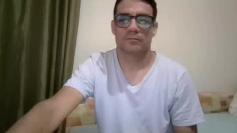 Snapshot of mersao chatting on October 2025 03:20:02 AM Nerd Latino online show from October 2025 03:20:02 AM