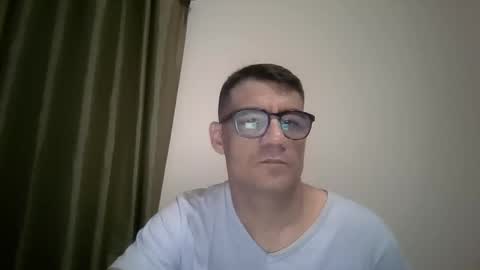 Snapshot of mersao chatting on November 2025 03:19:01 AM Nerd Latino online show from November 2025 03:19:01 AM