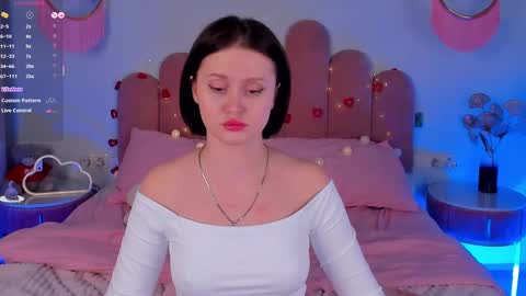 Anna online show from February 2025 09:28:01 AM