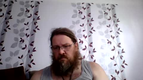 Snapshot of metallbuddy chatting on June 2026 07:58:01 AM ask me online show from June 2026 07:58:01 AM
