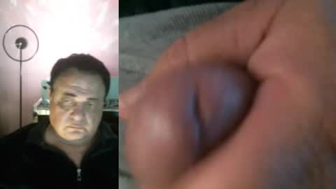 Snapshot of metrowester chatting on October 2025 08:31:01 PM metrowester online show from October 2025 08:31:01 PM