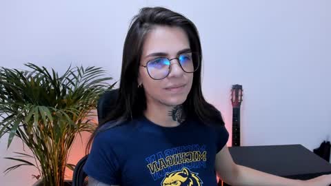 Meurif online show from January 2025 10:34:02 PM