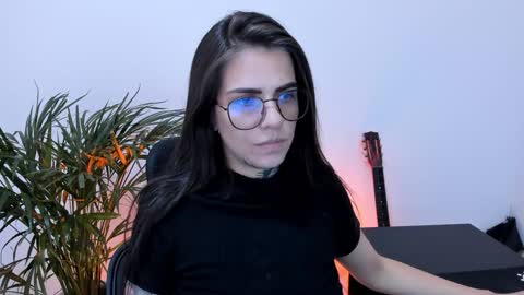 Meurif online show from January 2025 06:59:01 PM