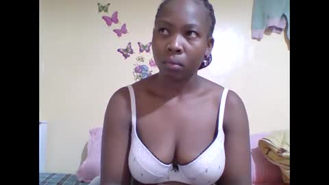 Snapshot of meybel chatting on May 2026 07:35:02 AM Meybel online show from May 2026 07:35:02 AM