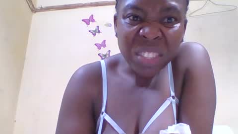 Snapshot of meybel chatting on July 2026 01:25:02 AM Meybel online show from July 2026 01:25:02 AM
