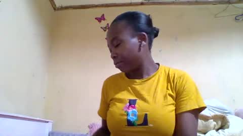 Snapshot of meybel chatting on August 2026 04:44:02 AM Meybel online show from August 2026 04:44:02 AM