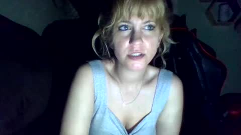 mezzy69 online show from April 2026 08:43:01 AM