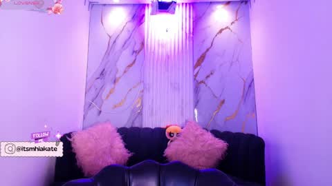 Mhia Kate online show from April 2026 12:05:02 PM