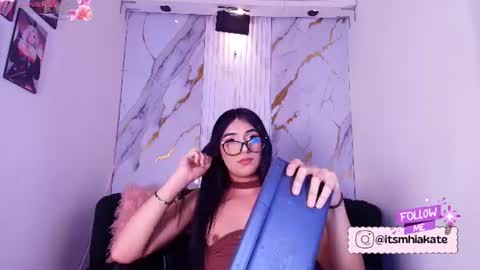 Mhia Kate online show from July 2026 12:11:02 PM