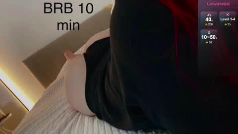 Snapshot of mi_cherry chatting on February 2025 01:00:01 AM Alice online show from February 2025 01:00:01 AM