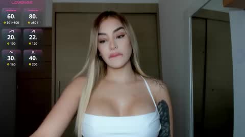 Snapshot of mi_suk1 chatting on October 2025 07:30:02 PM mi suk1 online show from October 2025 07:30:02 PM