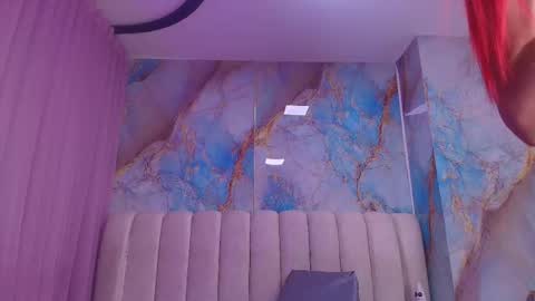 Emi online show from March 2026 07:20:02 PM