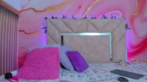 mia__blaze_ online show from November 2025 03:06:02 AM