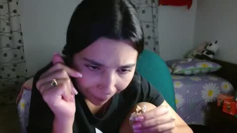 Mia online show from February 2025 04:20:01 AM