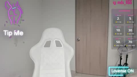 Mia adams  online show from March 2025 08:59:01 PM